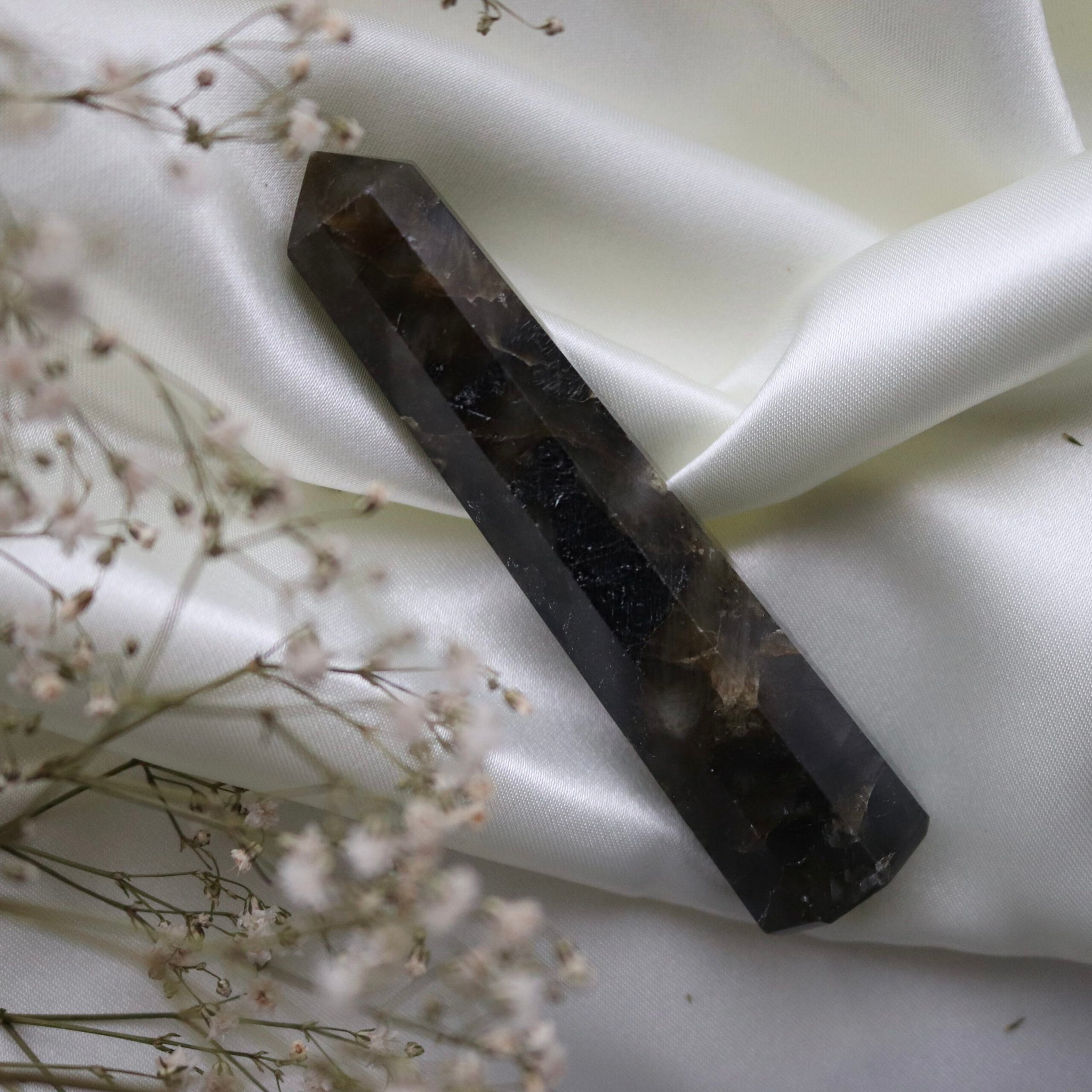 labradorite obelisk punt